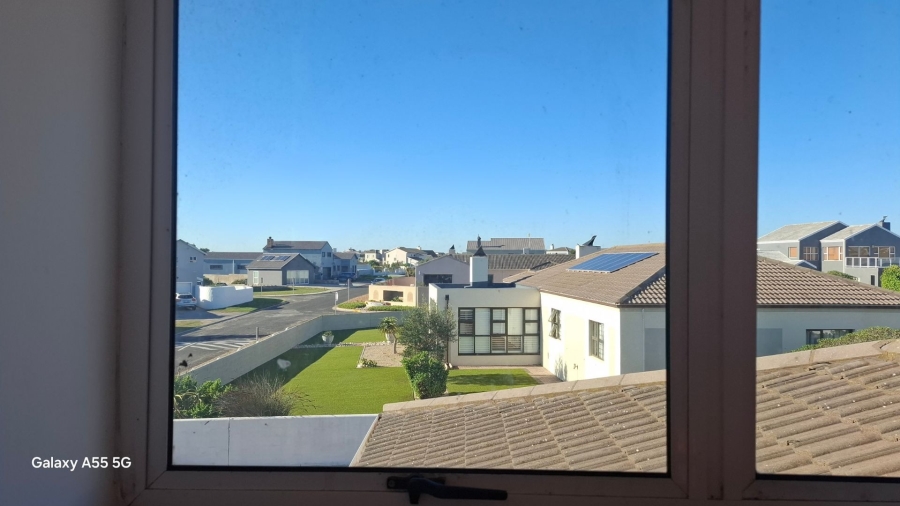 3 Bedroom Property for Sale in Country Club Western Cape